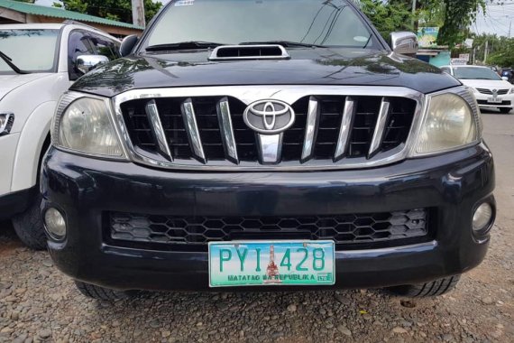 Black 2010 Toyota Hilux Truck Manual Diesel for sale 