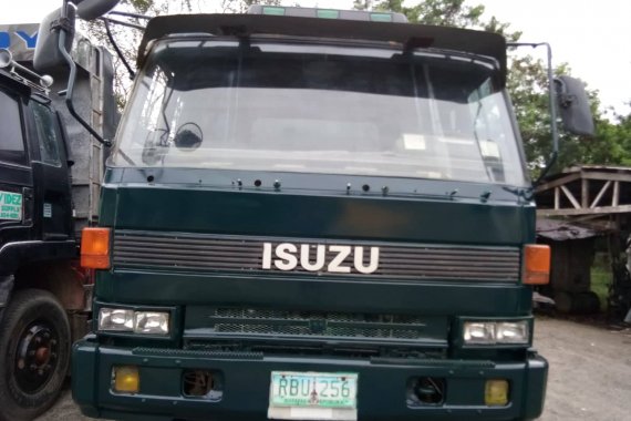 Sell Used 2001 Isuzu Elf Truck in Rizal 