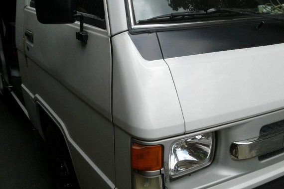 Mitsubishi L300 2010 Van for sale in Binangonan