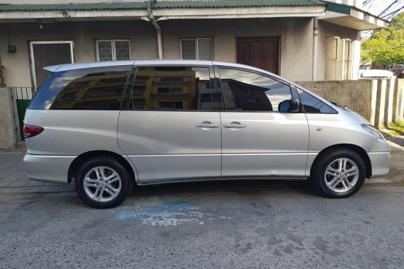 Selling 2nd Hand Toyota Previa 2005 Automatic Gasoline in Makati 