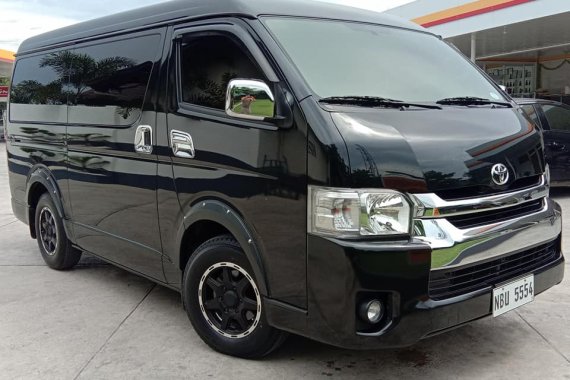 Selling Used Toyota Hiace 2017 at 31000 km in Aliaga 