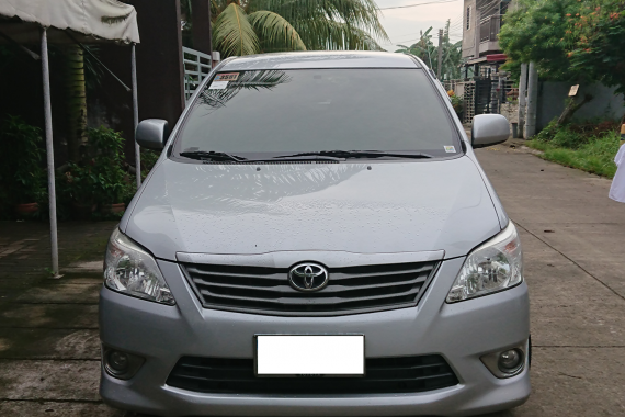 2012 Toyota Innova at 114000 km for sale 