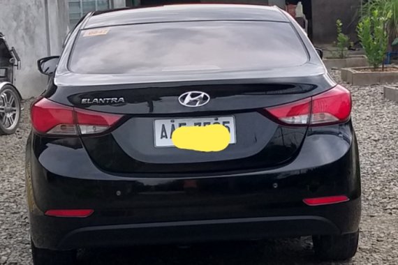 Black 2014 Hyundai Elantra at 31000 km for sale 