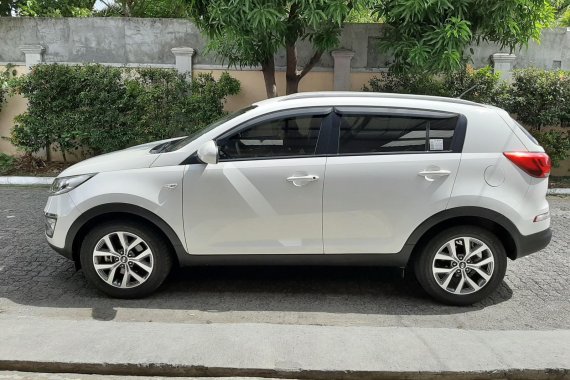 Sell White 2014 Kia Sportage at 35000 km in Quezon City 