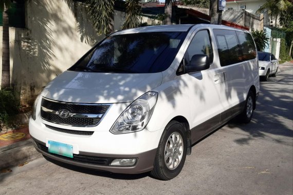 2013 Hyundai Grand Starex Automatic Diesel for sale 