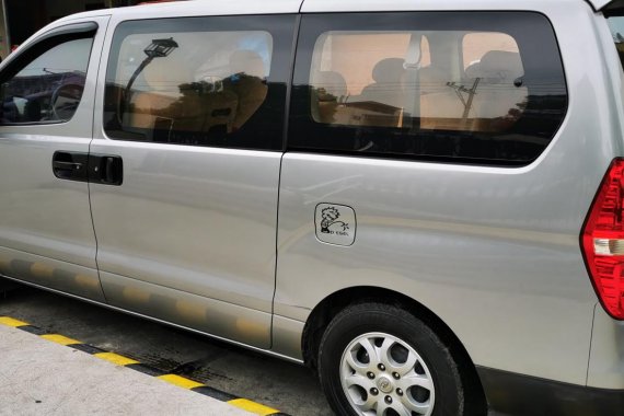 Selling 2nd Hand Hyundai Starex 2012 at 93280 km in Pasig 