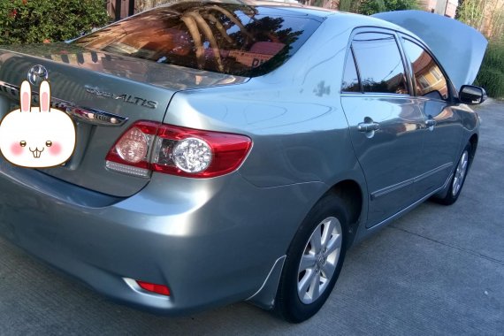 Silver 2011 Toyota Altis at 87000 km for sale 