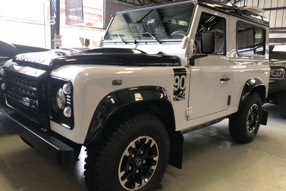 2017 Land Rover Defender for sale in Muntinlupa 