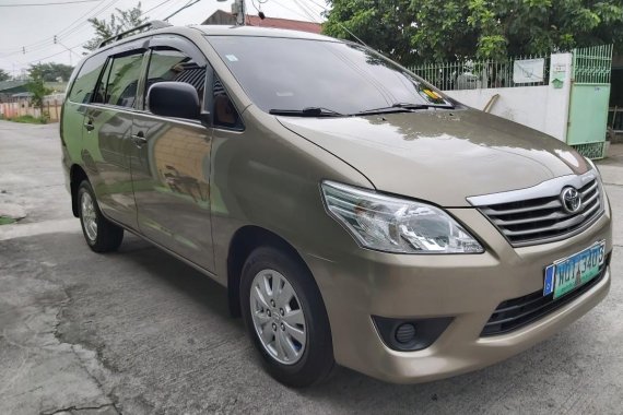 Manual 2013 Toyota Innova for sale in Angeles