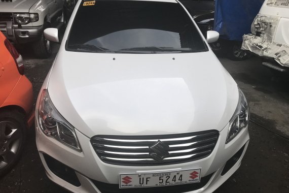Selling White Suzuki Ciaz 2017 Sedan Manual in Cebu 