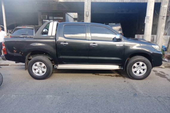 Selling Used Toyota Hilux 2013 Manual Diesel at 60000 km 