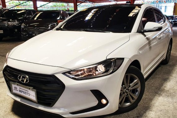 White Hyundai Elantra 2016 Automatic for sale in Quezon City