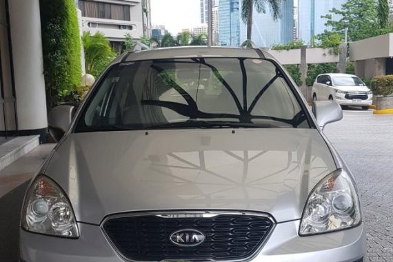 Kia Carens 2010 for sale in Makati