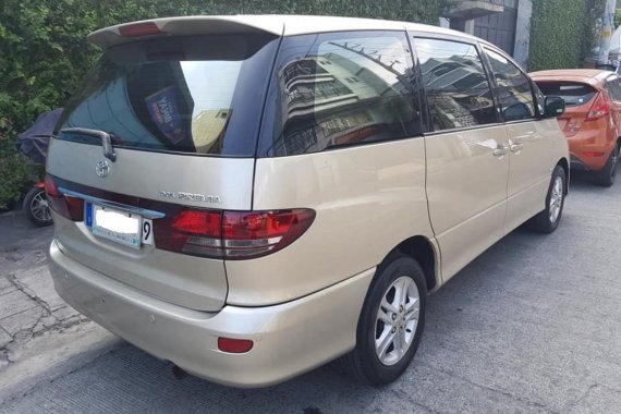 Toyota Previa 2005 for sale in Makati 