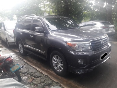 Sell Used 2013 Toyota Land Cruiser at 31632 km 