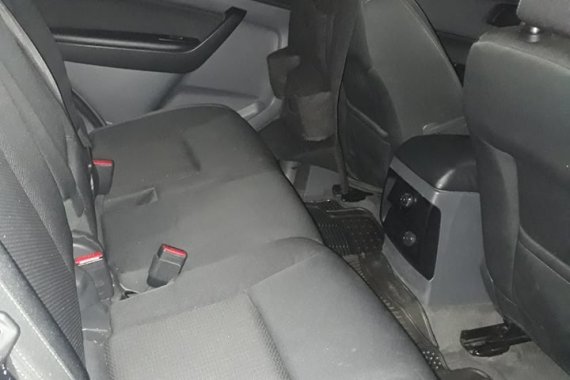 White Ford Everest 2017 at 29000 km for sale in Quezon City 