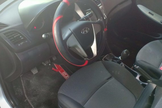 Selling Used Hyundai Accent 2013 at 40000 km in Quezon City 