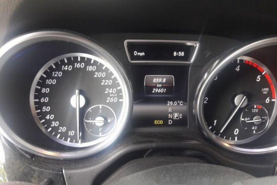 Sell 2014 Mercedes-Benz Ml-Class at 29601 km 