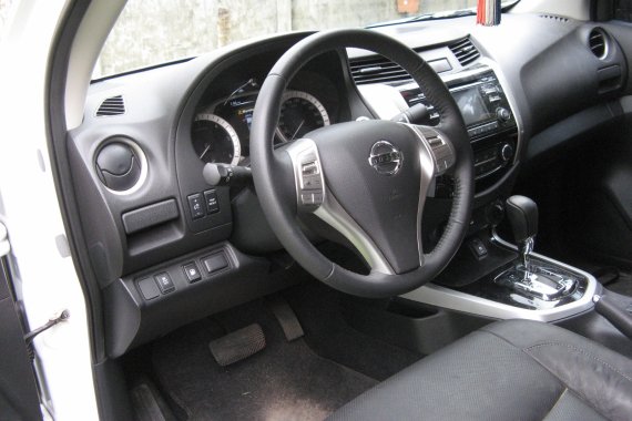 Sell White 2018 Nissan Navara Automatic at 10000 km 