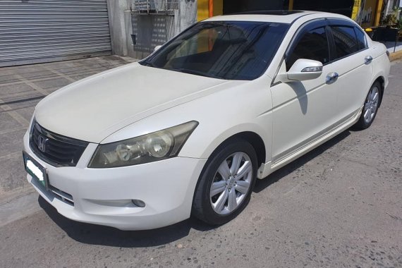 White 2011 Honda Accord at 60000 km for sale in Makati 