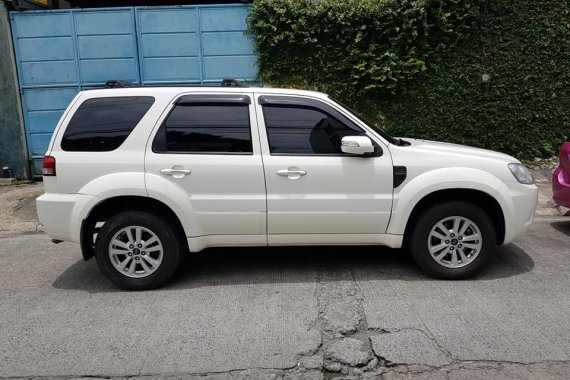 White 2010 Ford Escape for sale in Makati 