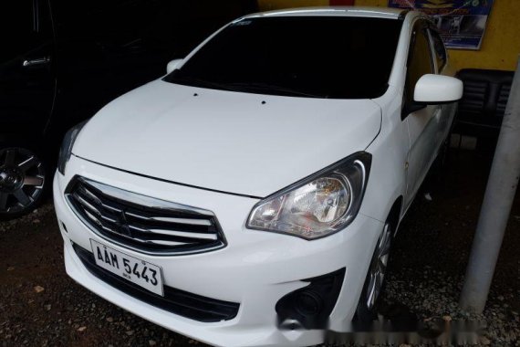 White Mitsubishi Mirage G4 2014 at 38000 km for sale