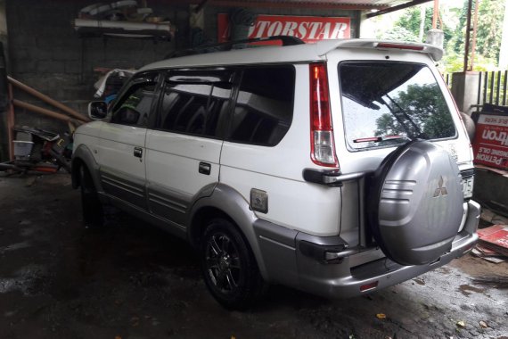 Selling White Mitsubishi Adventure 2005 at 82000 km in Davao City 