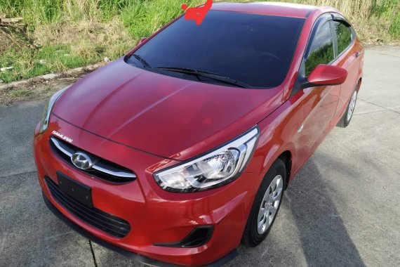 Red Hyundai Accent 2018 Sedan at 11000 km for sale 