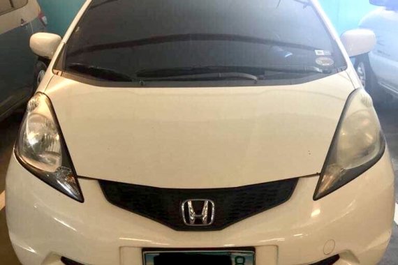 White 2009 Honda Jazz Hatchback for sale in Cainta 