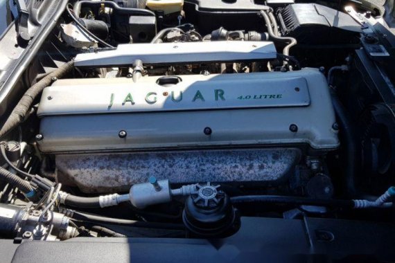 Selling Jaguar Xj6 1994 at 68000 km in Manila 