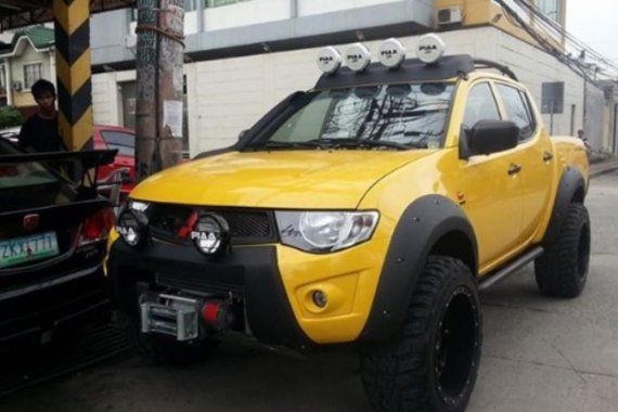 Mitsubishi Strada 2007 for sale in Makati 