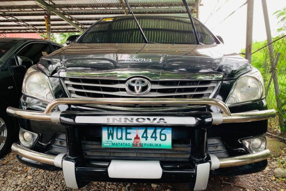 Sell Black 2013 Toyota Innova Manual Diesel at 60000 km 