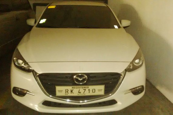 White 2017 Mazda 3 Hatchback at 15000 km for sale 