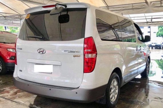 Sell 2014 Hyundai Starex in Makati 