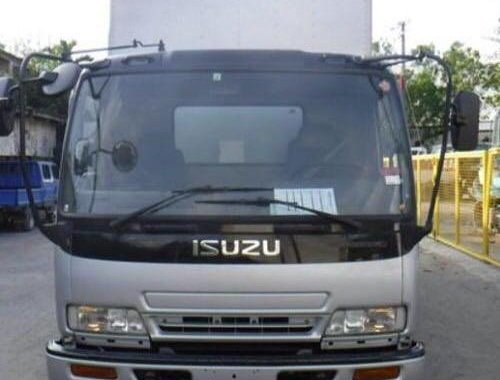 Selling Isuzu Forward 2006 in Manila