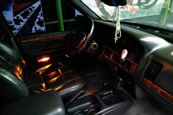 Jeep Cherokee 2000 for sale in Cainta