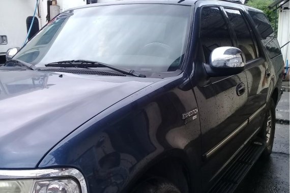 2002 Ford Expedition for sale in Biñan 