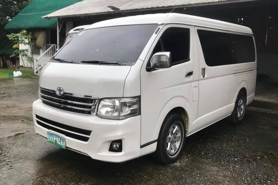 Selling White Toyota Hiace 2012 Automatic Diesel 