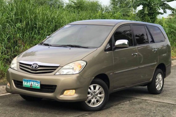 2010 Toyota Innova for sale in Parañaque