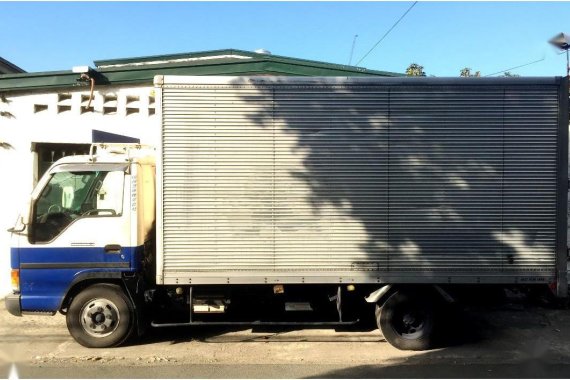  Isuzu Elf 2008 for sale in Quezon City