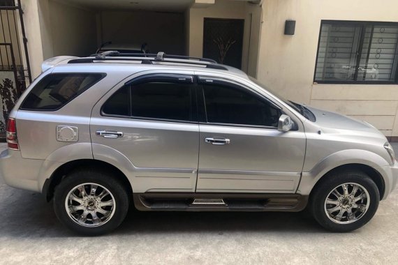 Sell Silver 2008 Kia Sorento Automatic Diesel at 43000 km 