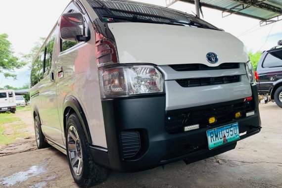 Used 2013 Toyota Hiace Manual at 60000 km for sale 