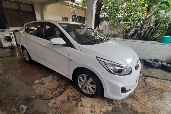 White 2016 Hyundai Accent Hatchback for sale in Quezon City 
