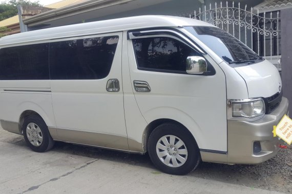 Selling Used Toyota Hiace 2012 Manual at 120000 km 
