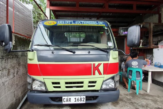 2006 Isuzu Elf for sale in Quezon City 