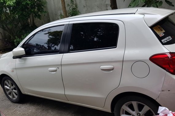 Selling Used Mitsubishi Mirage 2013 Hatchback in Metro Manila 
