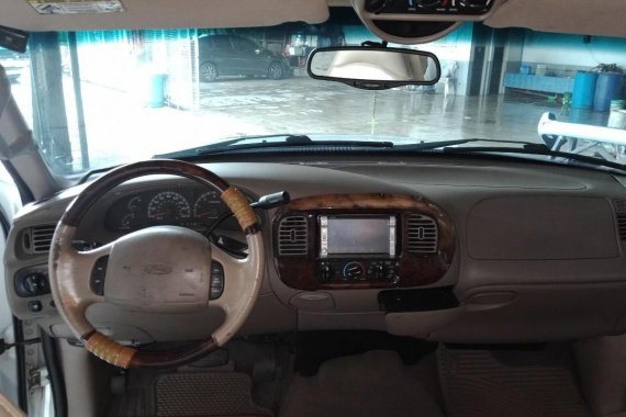 Ford Expedition 2002 for sale in Bulacan