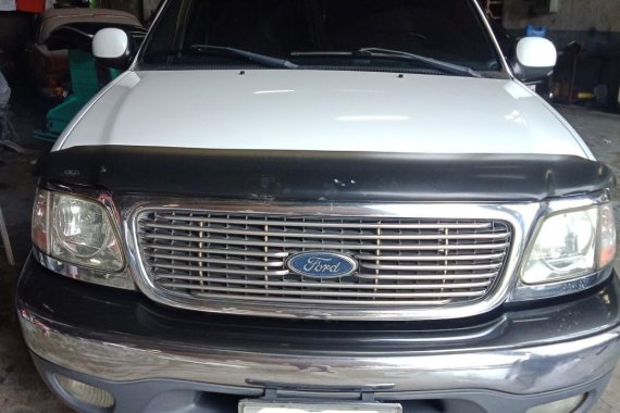 Ford Expedition 2002 for sale in Bulacan