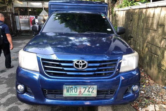 2013 Toyota Hilux for sale in Quezon City