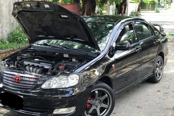 Selling Black Toyota Corolla Altis 2005 Automatic in Rizal 